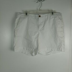 Old Navy Shorts Womens 14 White Everyday Short Chino Stretch Twill Casual
